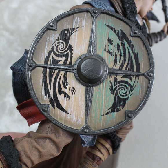 Assassin's Creed Valhalla Collector's Edition Female Eivor Statue with Box - Picture 6 of 9